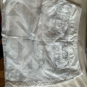 Nike Golf skirt. size S